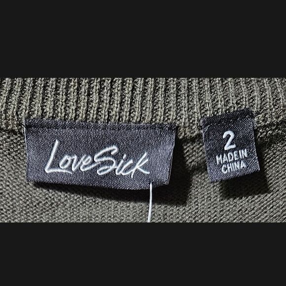 TORRID LOVESICK Plus Size Warm Crew Neck Skull Heart Graphic Sweater 3X - Picture 11 of 16